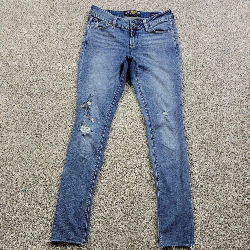 Lucky Brand Women's Skinny Jeans in Medium Blue with Embroidered Floral Detail
